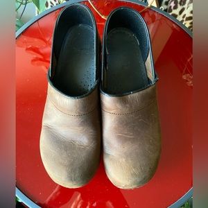 Dansko leather mules/clogs some scuff marks on leather